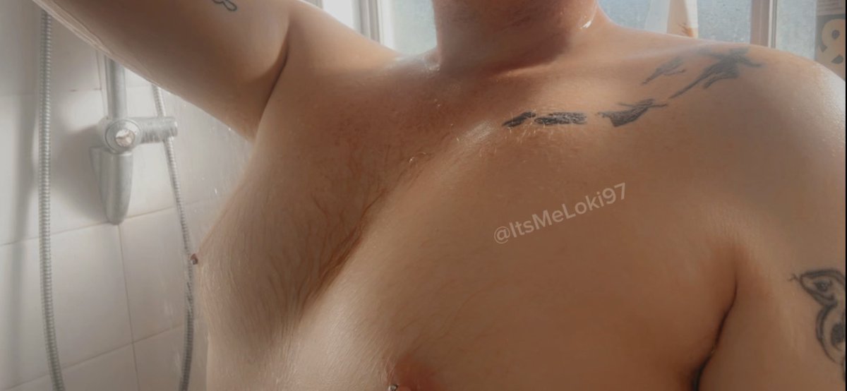 ItsMeLoki97's tweet photo. Who wants to join me in the shower 🚿 https://t.co/mEQNtTElsp