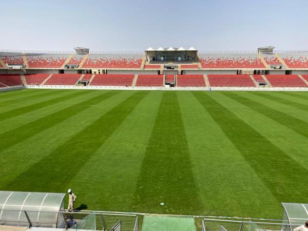 مهم جدا!!
اتمنى من الاتحاد العماني لكرة نقل مباراة منتخبنا ضد الأردن إلى مجمع السعادة بصلالة :

1-قرب الجمهور من الملعب 
وكلنا نعلم قيمة الجمهور في هذي المباراة 
وقرب الجمهور من اللاعبين يعطي الحافز الكبير للقاء بالاضافه 

2-إعطاء صلاله فرصه لتنظيم مباريات المنتخب الاول تقريبا