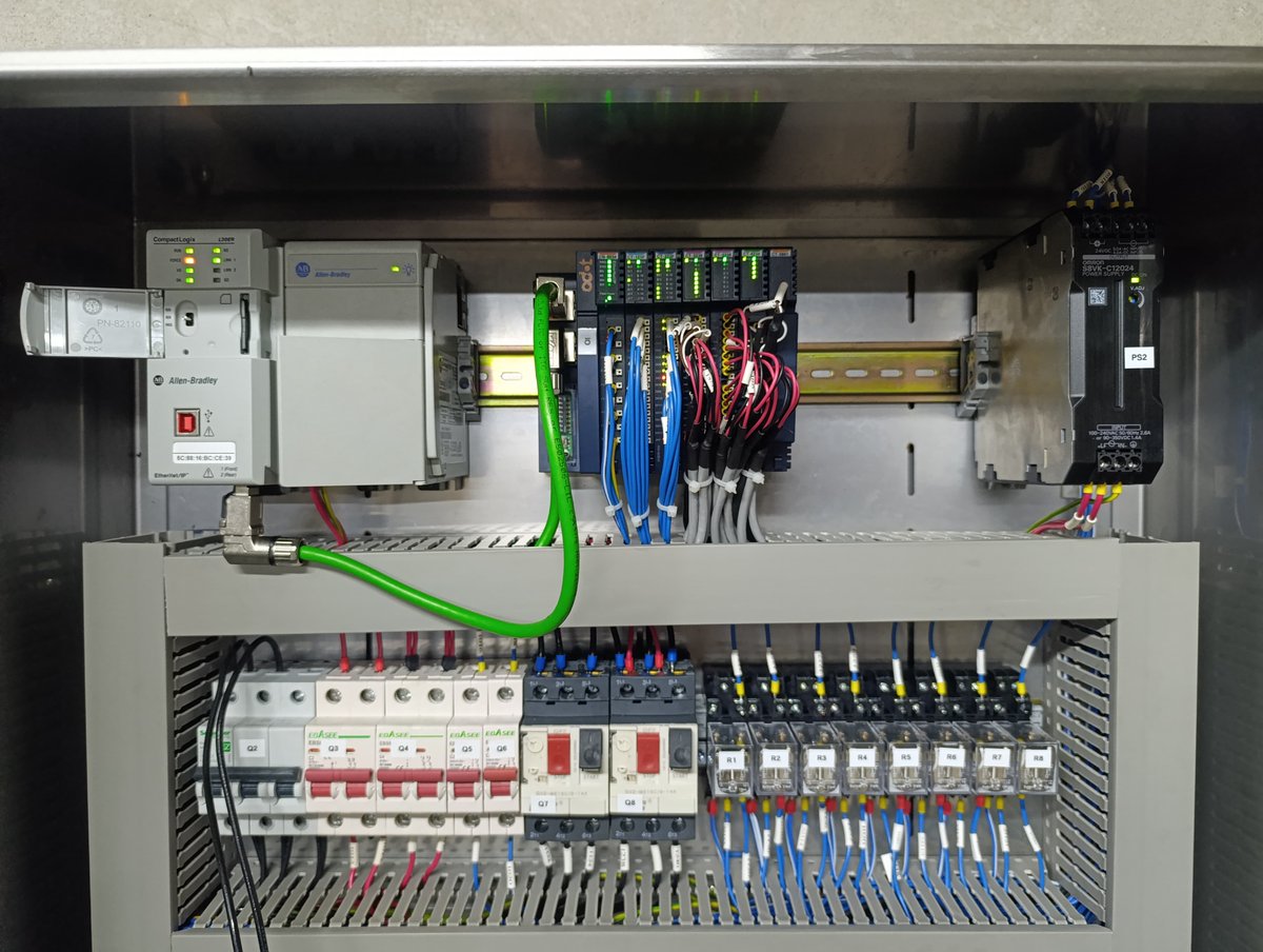 Odotautomation's tweet image. 🇪🇨 ODOT products are now powering a production line in Ecuador!

The I/O modules collect data from temperature, pressure, and level sensors, enabling the system to automatically regulate temperature, time, and flow. #ODOTAutomation #EtherNetIP #FoodProcessing #SmartFactory