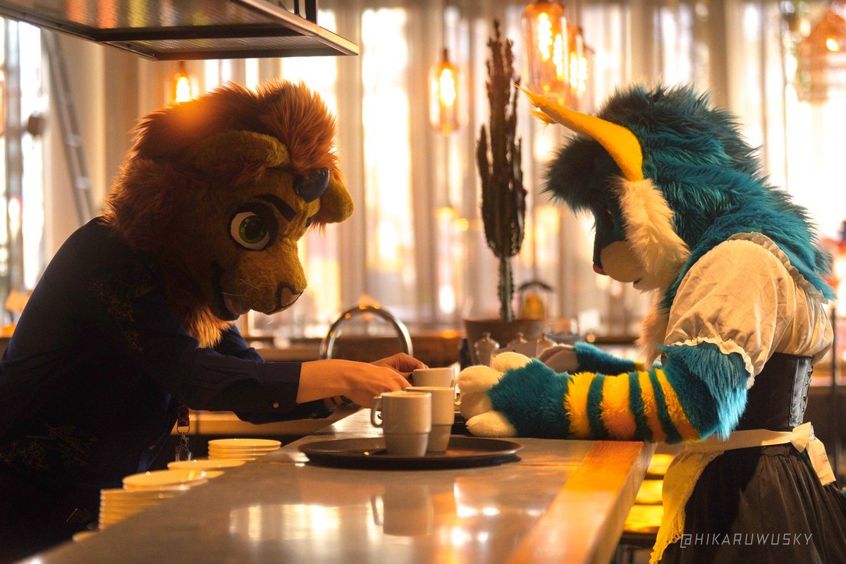 "... Why does my latte have a cat on it?"

With <a href="/Dawndemonspawn/">Dawn</a> @ <a href="/NordicFuzzCon/">NordicFuzzCon</a> 2025 Maid Cafe!

One of the best events I've been privileged to be a part of ❤️

📸 <a href="/HikaruWusky/">HikaruWusky</a>