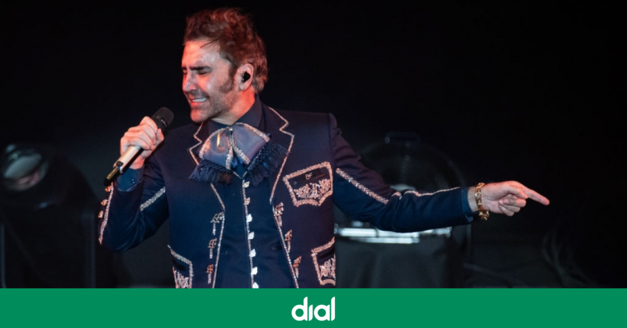 Cadena_Dial's tweet photo. Alejandro Fernández sigue homenajeando a su padre con 'Un millón de primaveras': Así fue su directo en La México

🔗 https://t.co/Pn3c2ea79q https://t.co/CjVLYiFHkb