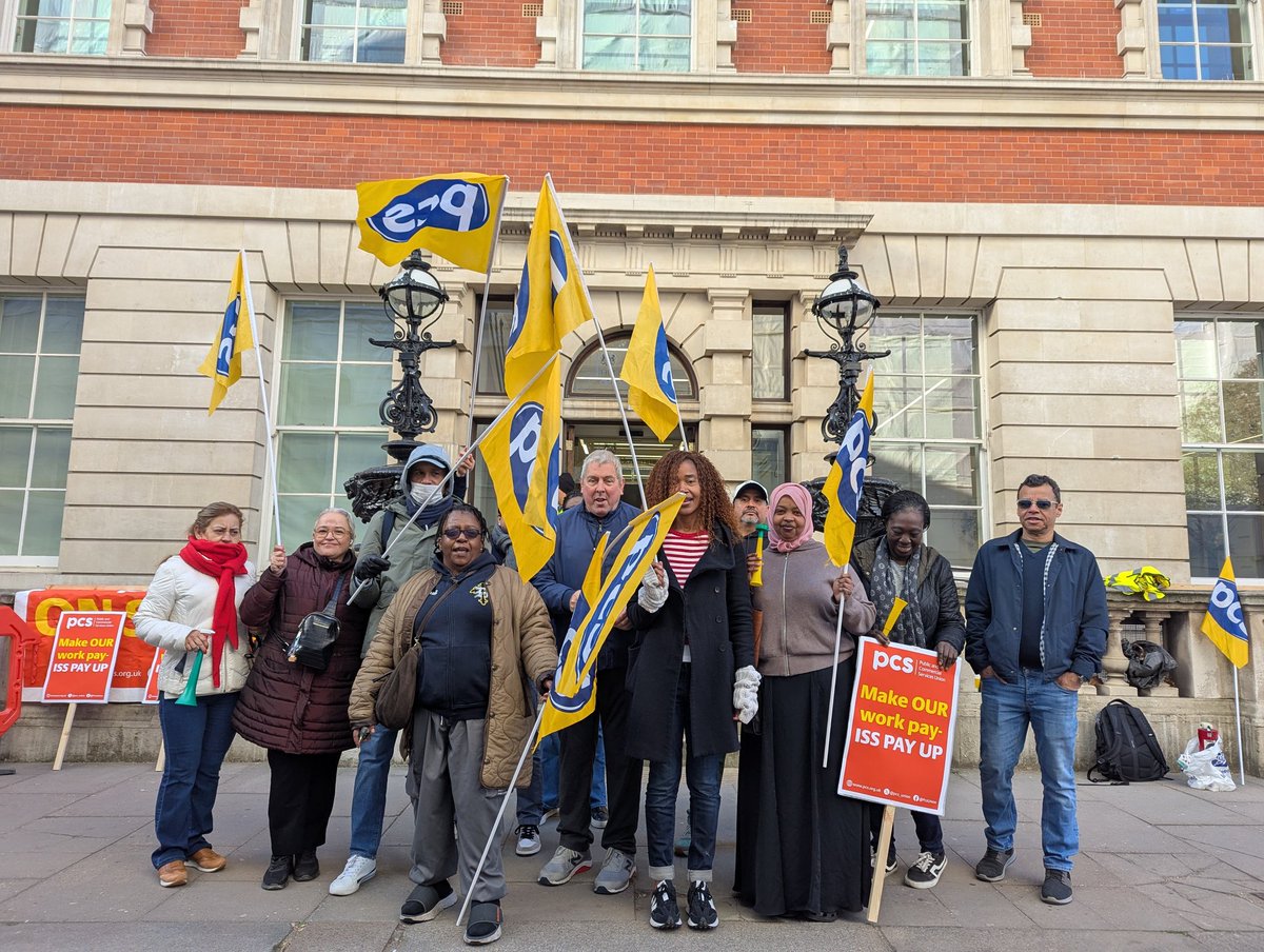 PCS Union in Whitehall 🚩💚✊🏾 tweet media