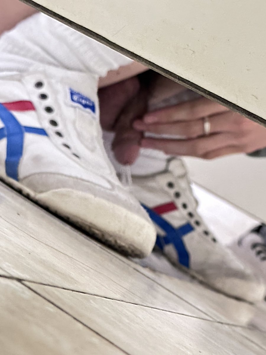 TTTTzzzz2 tweet media