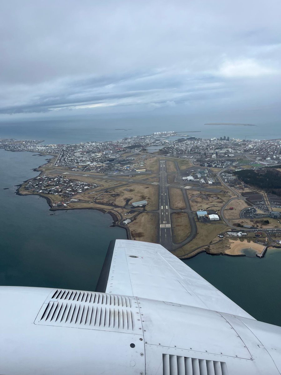 AircraftBroker1's tweet image. Last weekend, we ferried an aircraft all the way from Antwerp Airport, Belgium to Hummel Airport, USA.
It was an unforgettable transatlantic journey over the North Atlantic, full of incredible views, smooth skies, and a lot of teamwork.

#cessna414 #cessna414a #cessnachancellor