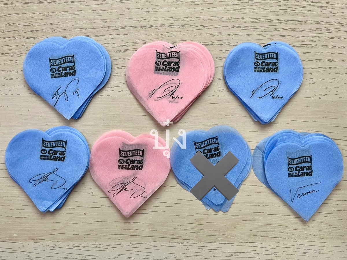 trntarn_'s tweet image. แจก confetti งาน CARAT LAND 2025 🎡

📍รอบ 2

- 30 คน
- 1 ใบ/คน สุ่มเมมเบอร์
- มีค่าส่ง+อุปกรณ์แพ็ค รวม 30 บาท 
- เป็นกะรัต (เช็คทล.)
- สุ่มวันพฤ.ที่ 10 เม.ย. จากคนที่กด fav / ❤️ ทวิตนี้ 
** ถ้ากด คือยอมรับเงื่อนไขและต้องการสุ่มค่ะ 🙇🏻‍♀️**

#กะรัตพระเวสสันดร