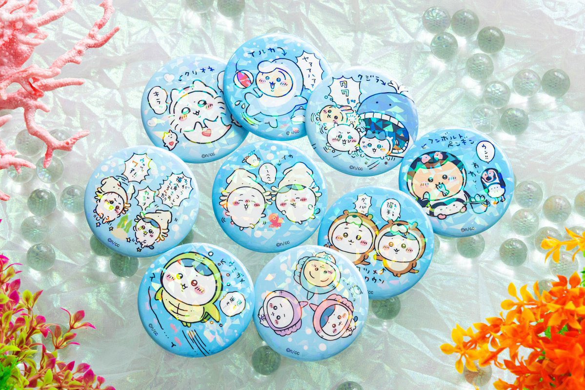 ちいかわ　缶バッジ　ラバスト　キーホルダー等　約200点大量まとめ売り　① cfa06953-8d86-4d9c-851c-