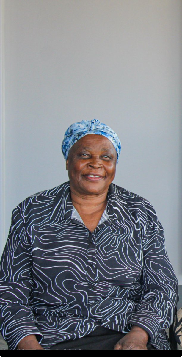 Benzo_Ndlovu's tweet photo. Buccaneers help me wish my mother a happy birthday as she turns 70 today. 

She’s also black and white 🏴‍☠️ https://t.co/NhnHs1g6IQ