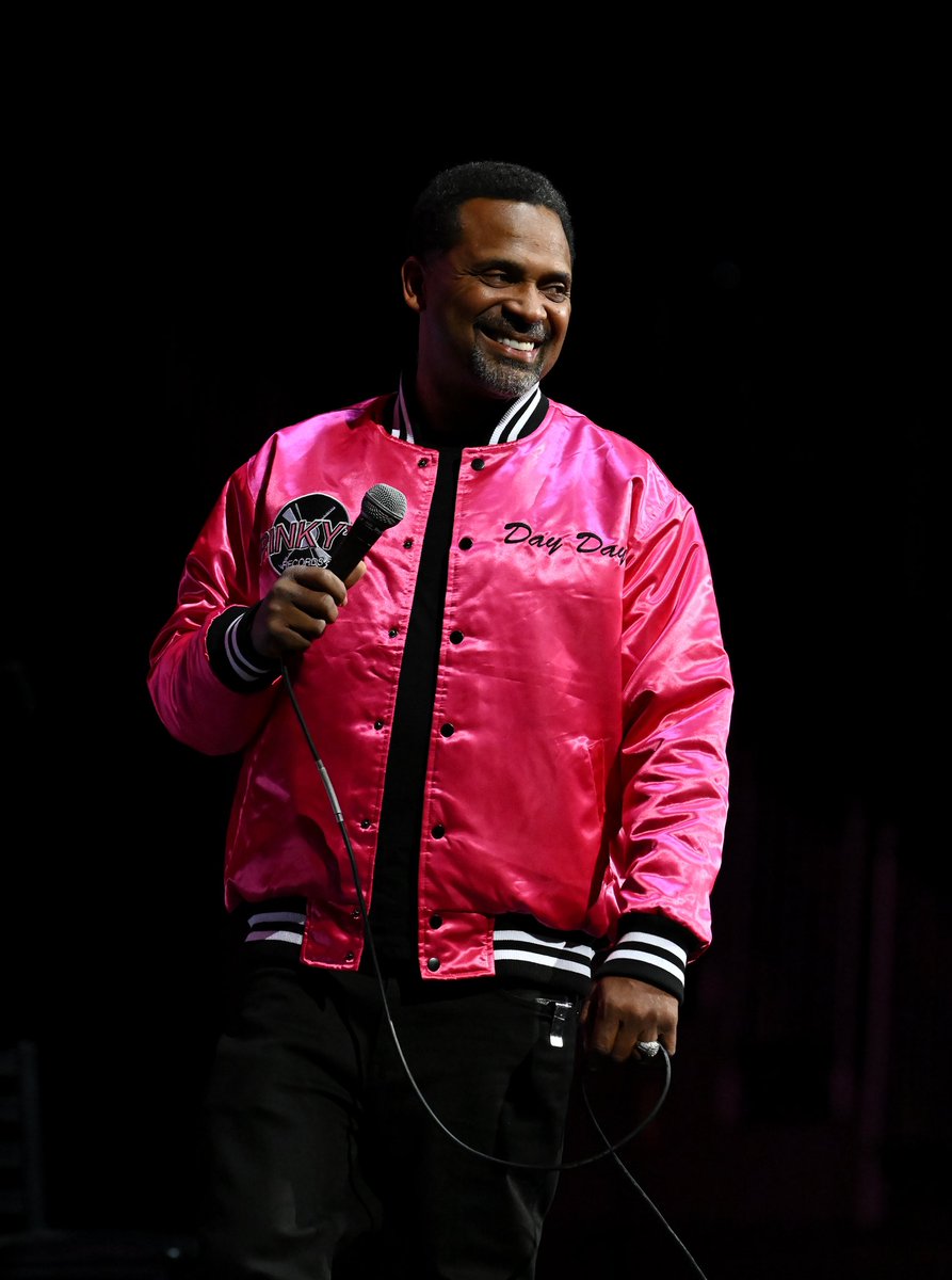 DDArenaAZ's tweet image. We Them Ones Comedy Tour had us like 🤣
.
.
#MikeEpps #MikeEppsComedy #WeThemOnes #Comedy