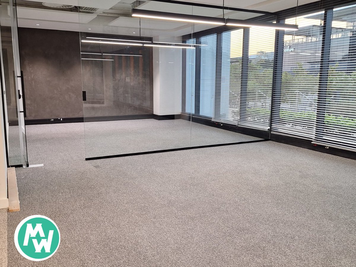 ✨ Start your week spotless! ✨
A seamless, on-demand service that lets you handle all your cleaning right from the palm of your hand. 🧼📲
#Mowash #MondayMotivation #CleanStart #OnDemandCleaning