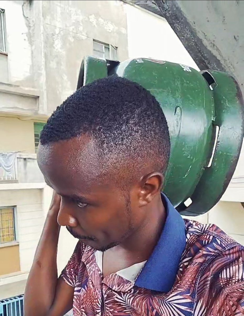 Mshinde poa na Mshinde pia.
mkitaka gas mniitishe
also, do not forget to take pride in your hustle for it will play the biggest role in your purpose.
set goals yeah, but work on the system, systems helps you navigate towards your goals without losing direction
NDĪMWENDETE PURU.