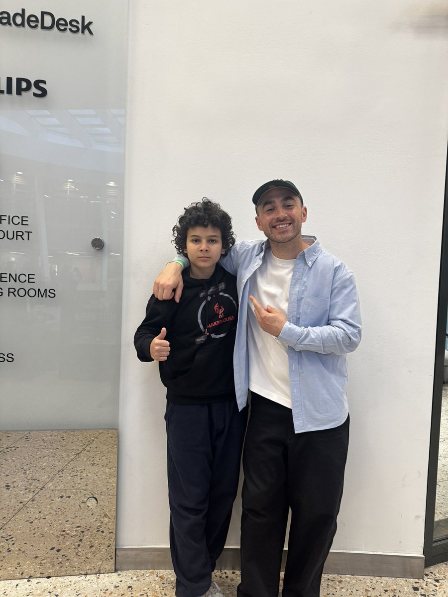 This is beyond cool! 

This is Kamel, he is 13 years old, he’s from Tunisia and he was doing a 48 hours <a href="/solana/">Solana</a> Hackathon that we organized with <a href="/nickfrosty/">Nick Frostbutter | Decal & 🐠</a> &amp; <a href="/SuperteamFRANCE/">Superteam France</a> in Paris.

The kid is a full stack dev and he built in 2 days a great educational platform where he did