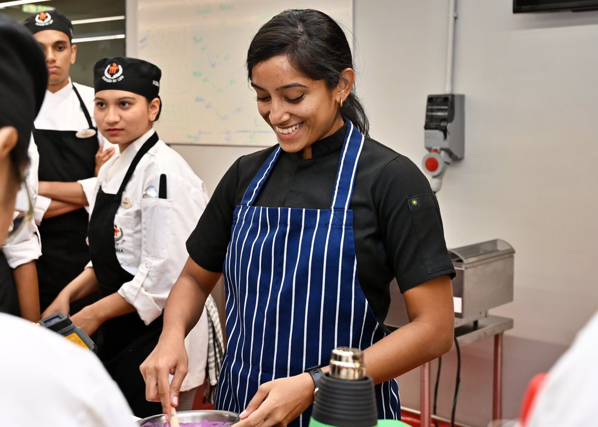 WManipal's tweet image. WGSHA organised the chocolate and pastry workshop for the students of 12th Course B.A. (Culinary Arts) by our distinguished alumna, Chef Nandheetha Varadaraj.
#expertworkshop #culinary #hospitality #pastryworkshop #chocolate #wgsha #mahe #manipal #culinaryschool #culinaryskills