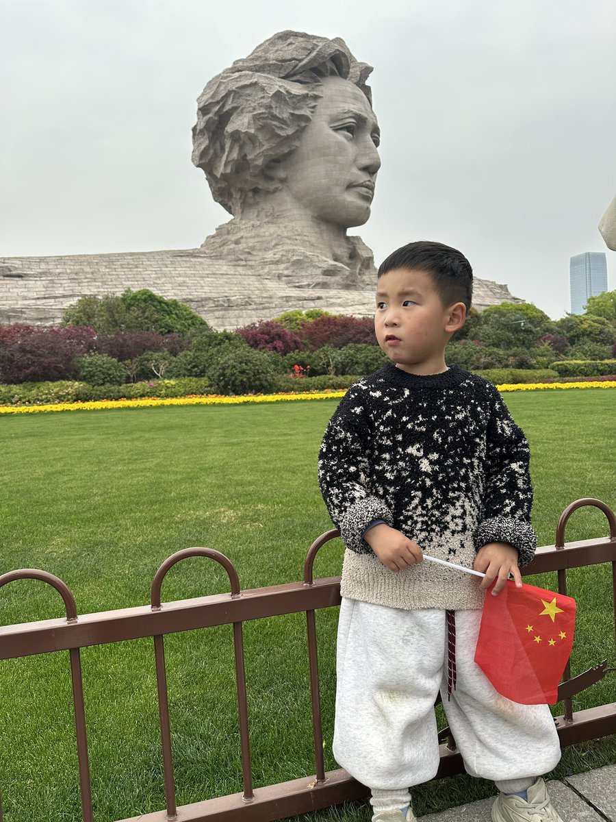 NicoleC24419658's tweet image. Chairman Mao