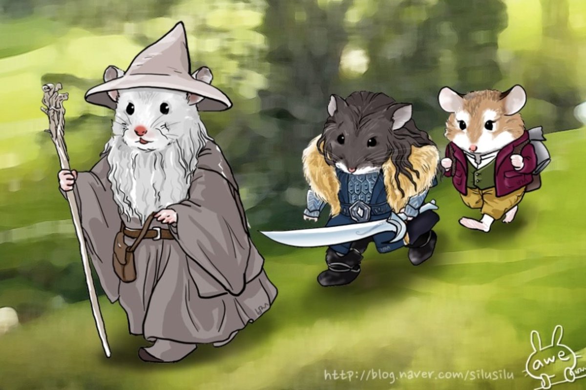 제가 예전에 그린 그림을 쳇 지피티로 실사화 시켜봤어요. 호빗: 뜻밖의 여정의 캐릭터들을 햄스터로 그린건데요! 🐹 왼쪽부터 간달프, 소린, 빌보.  
Tried turning one of my old drawings into a realistic image with ChatGPT — kinda cool!  From left to right: Gandalf, Thorin, and Bilbo.