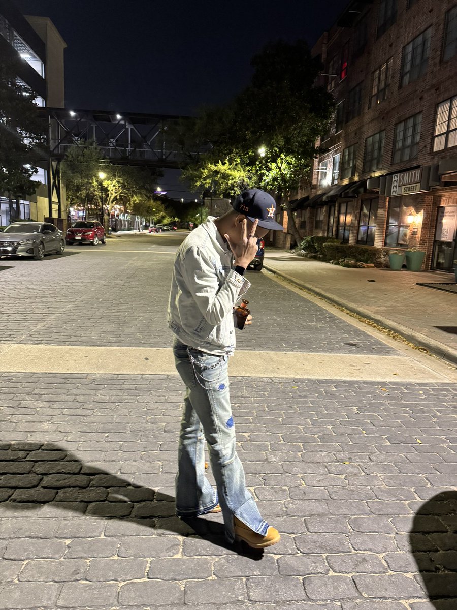 dadrien_'s tweet photo. all about my bands… https://t.co/HL0IoxCGGM