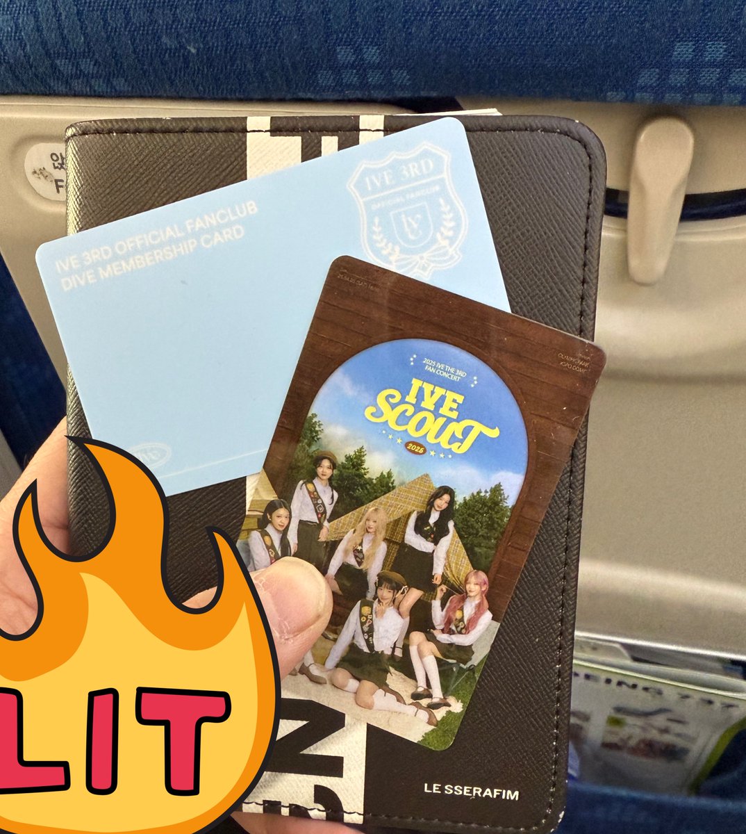 LuckyVicky315's tweet photo. 無事機内に乗ったので日本に帰ります😊
IVEファンコンソウル公演両日3rdDIVEとして来れて良かった😊
次は日本ファンコン楽しみ✨
#IVE #IVE_SCOUT #IVE_FANCON https://t.co/0oPGbuE7IJ