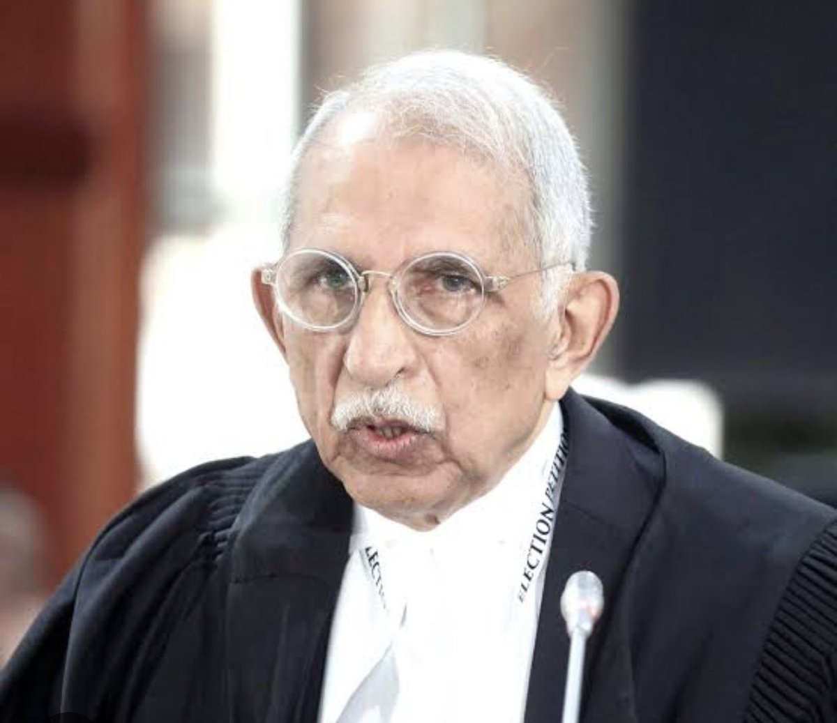 It is with profound shock and grief that we’ve learnt the death of Pheroze Nowrjee SC. We extend our sincererest condolences to his family, close friends and relatives.  The legal fraternity has lost one of its greatest soldiers🥲.Go well Senior🕊