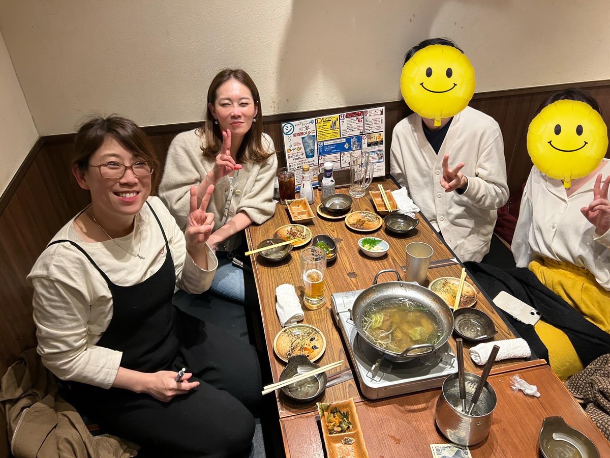 healersareborn's tweet photo. ヒーラーズスクールにてリーダーを任された皆様とミーティング😌🍲
グループに分かれても、参加者全員が、投影を取り戻しジャッジを手放して、それぞれのプロセスが進むことを想いながらいるから、
グループの存在が全体で引き上がる力になっている😳✨✨
@jun69junko @minatocounselor https://t.co/5wurv2TV9M