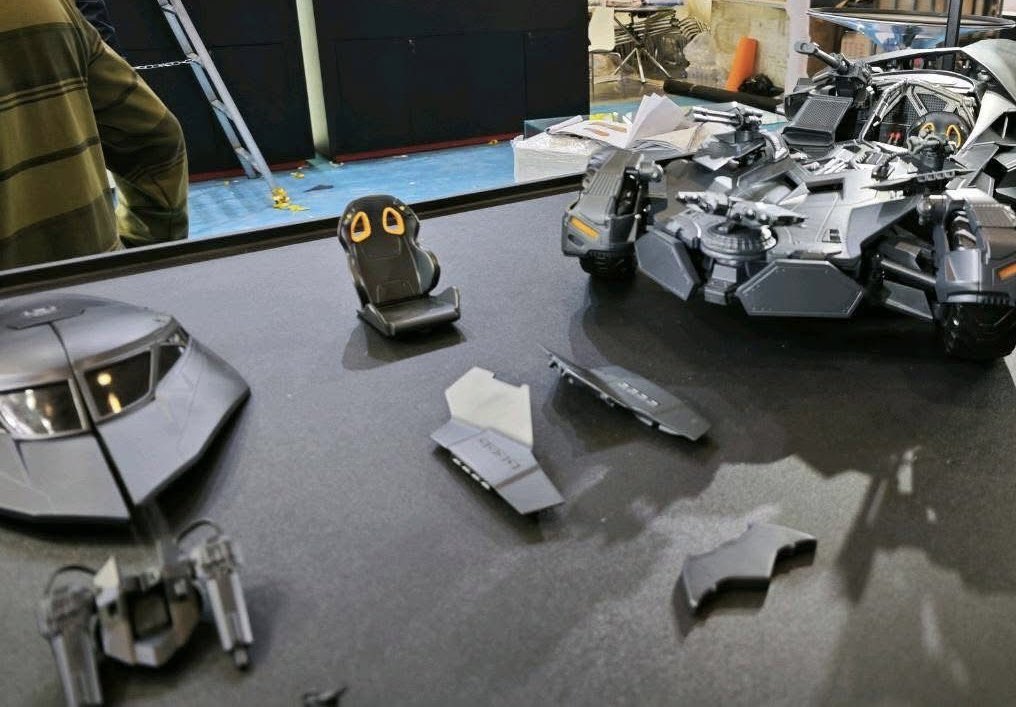 1/12 塗装済み組み立てモデル バットモービル(JL/BvS) #喜玩社