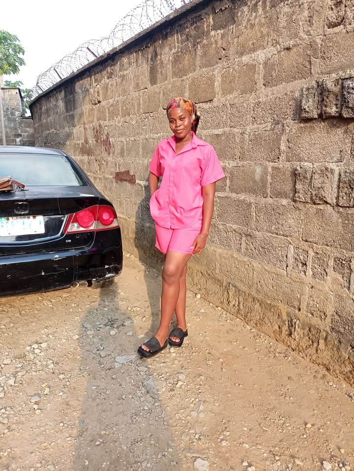 Pink linen fabric from our store!  🩷

Send a DM if you want to get your quality linen fabrics in whichever colour of your choice!

#wearégo #linenfabrics