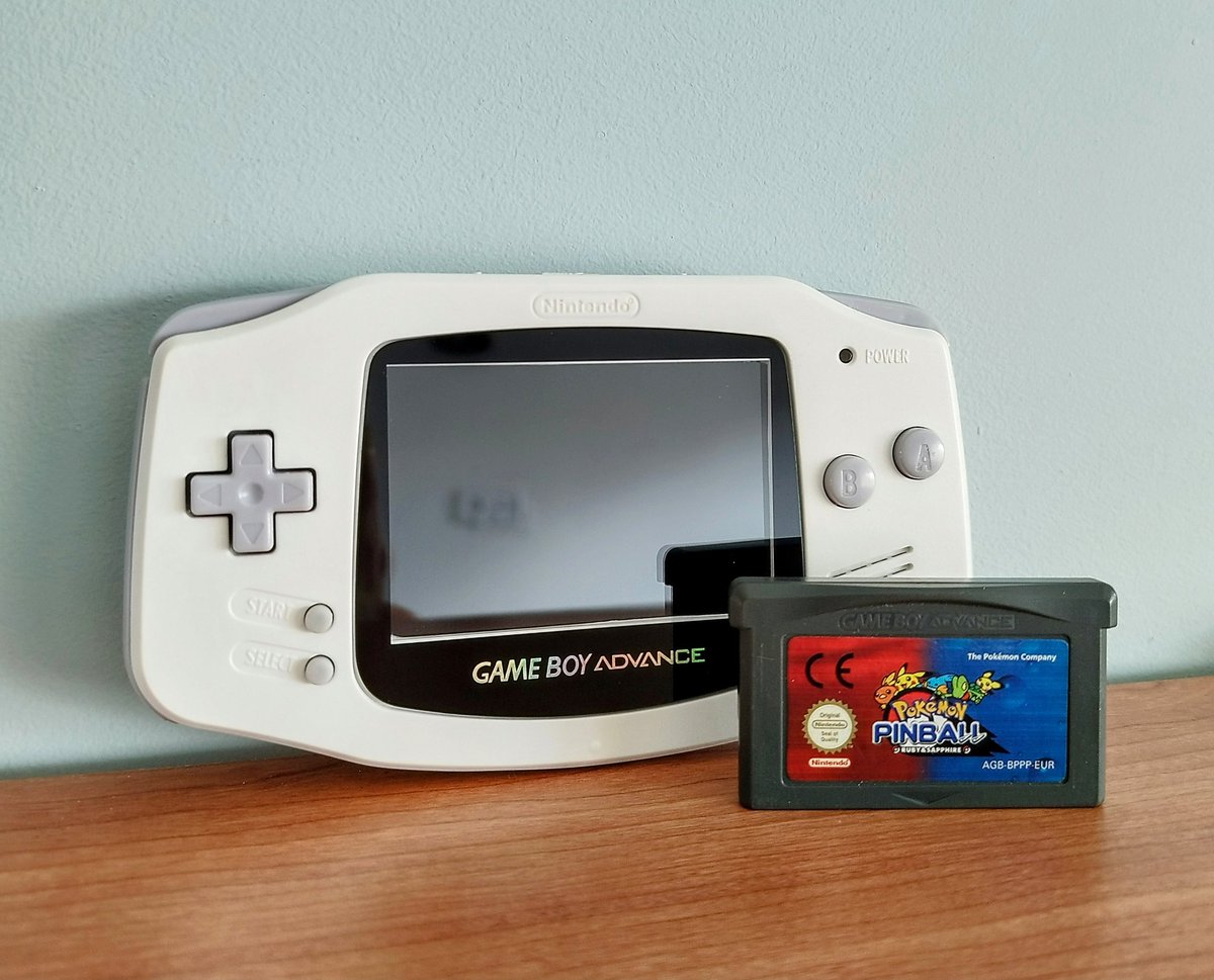 Charlss37's tweet image. Buenos días bonic@s!!! 😊☀️
Vamos a por la semana!! 💪💪
#Jupiter 2003
#PokemonPinball ✨
#RubySapphire ♥️💙
#GameboyAdvance 👾 #Nintendo 🍄