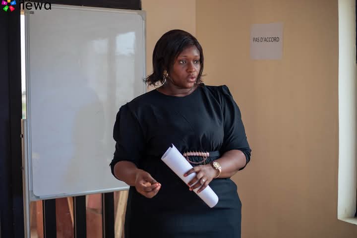 💪 En tant que sage-femme &amp; actrice communautaire, je m'engage à améliorer l'accès des jeunes filles/femmes aux services de SSR. Fier·e d’avoir coordonné avec Iléwa la formation de jeunes champions engagés pour le changement dans 3 communes du Bénin. 
#SSR #Jeunesse #Engagement