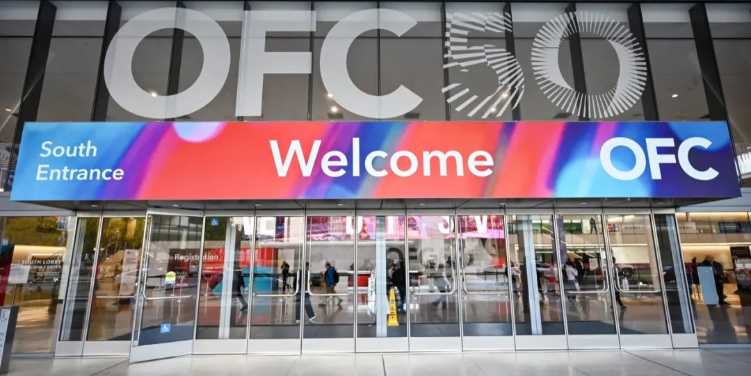 OpticsValleyCN's tweet photo. #OVC led 25 key #optoelectronic companies to the #OFC2025 in the US β one of the world's top optical communication events. π
With 700+ exhibitors and 15,000+ attendees, multiple #OVCEnterprises unveiled new products on the global stage. #WorldOVC #exhibition https://t.co/TWiQEPNGSE