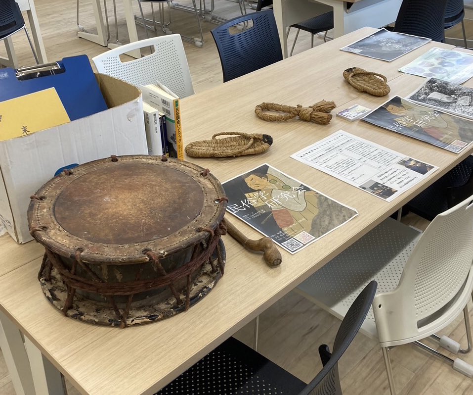 本日も両キャンパスでブース開いてます！
たまプラブースはもう少しで閉まります！

👺<みんな来てね！！

#春から國學院 #國學院大學新歓2025 #民俗学研究会