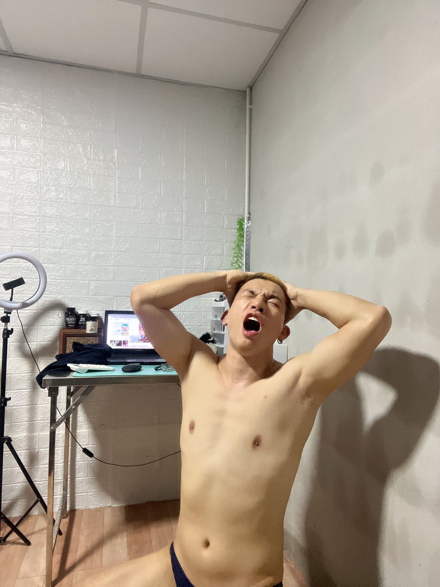 ลองอ่านปากผมดูว่าพูดว่า อะไร