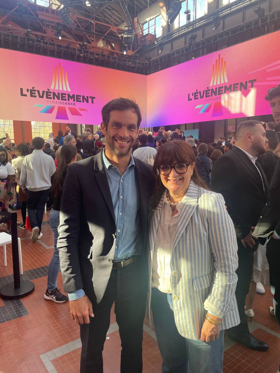 's tweet image. 🇫🇷 L’engagement n’est pas toujours chose facile, il y a les déceptions, les doutes,…

Mais il y a ces #amitiés, ces #liens construits depuis des années. Et les #convictions rappelées, les #projets, nos #valeurs…

🫶🏻C’était l’Événement @Renaissance et c’était fou !