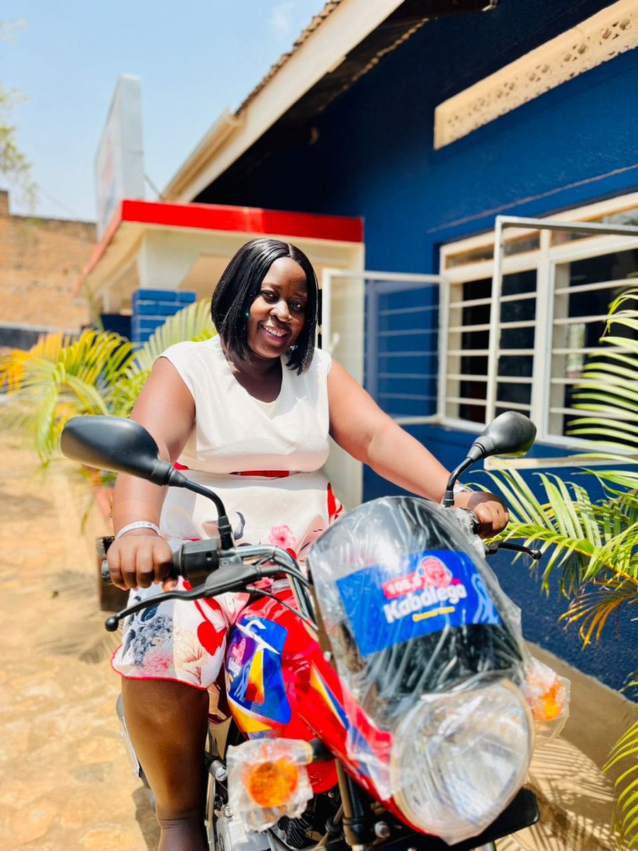 106.9 Kabalega FM (@fmkabalega) on Twitter photo Join <a href="/SharonKobusing5/">Sharon Kobusinge</a> this chilly morning on #Nezikukooka from 10:00am-2:00pm for great information and musical moments in the #Requesthour.
How was your weekend? Share your experience in the comment section.
Studio Lines 0765 345391,0756 866368
WhatsApp on 0783 001952 Join <a href="/SharonKobusing5/">Sharon Kobusinge</a> this chilly morning on #Nezikukooka from 10:00am-2:00pm for great information and musical moments in the #Requesthour.
How was your weekend? Share your experience in the comment section.
Studio Lines 0765 345391,0756 866368
WhatsApp on 0783 001952