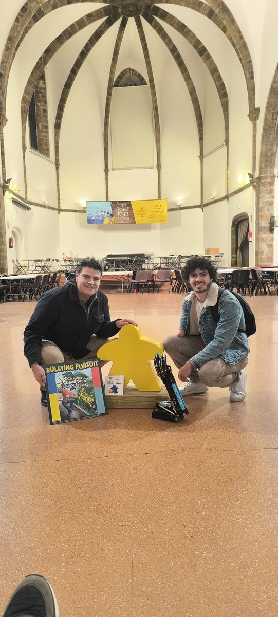 Hand Solo (@handsolooficial) on Twitter photo Gràcies un any més <a href="/FestivalJoc/">FestivalJocPirineu</a>.
Un orgull participar-hi amb <a href="/AguilarFerran/">Ferran Aguilar</a> amb #bullyingpursuit Gràcies un any més <a href="/FestivalJoc/">FestivalJocPirineu</a>.
Un orgull participar-hi amb <a href="/AguilarFerran/">Ferran Aguilar</a> amb #bullyingpursuit