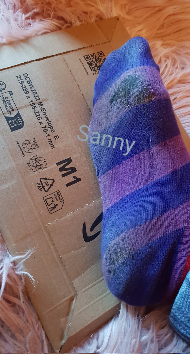Sanny15194194's tweet photo. Geschenke sind immer schön 🤩
#amazonsub #amazonwunschliste #amazongutscheine #zahlsub #geldfetisch #zahlfetisch #geldsub #geldsklave #zahlschwein #zahlschweinchen #geldgeschenke https://t.co/Dwn8Ady6yz