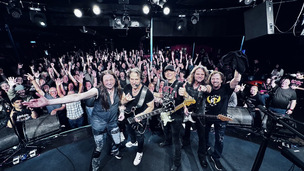 Winger (@wingertheband) on Twitter photo #Adelaide - you ROCK!⚡️ It was great to see you all last night!
📍#Sydney 🇦🇺 - finally getting to play for you tonight at the <a href="/Factory_Theatre/">Factory Theatre</a>!
🎟️Tickets from the cancelled Saturday show remain valid.
Plus limited tickets online and door sales.
bit.ly/wingersyd25ps
#Winger #Adelaide - you ROCK!⚡️ It was great to see you all last night!
📍#Sydney 🇦🇺 - finally getting to play for you tonight at the <a href="/Factory_Theatre/">Factory Theatre</a>!
🎟️Tickets from the cancelled Saturday show remain valid.
Plus limited tickets online and door sales.
bit.ly/wingersyd25ps
#Winger