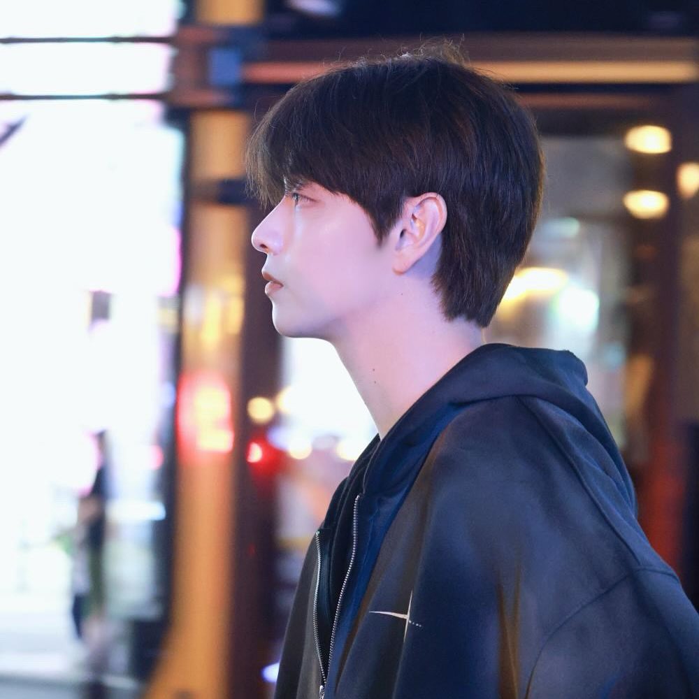 Enjoying the night vibes in Macao, and I’m sure this city never sleeps. The dazzling lights from the skyscrapers illuminate every step I take. Walking through these streets, I can feel the energy that make Macao so special.