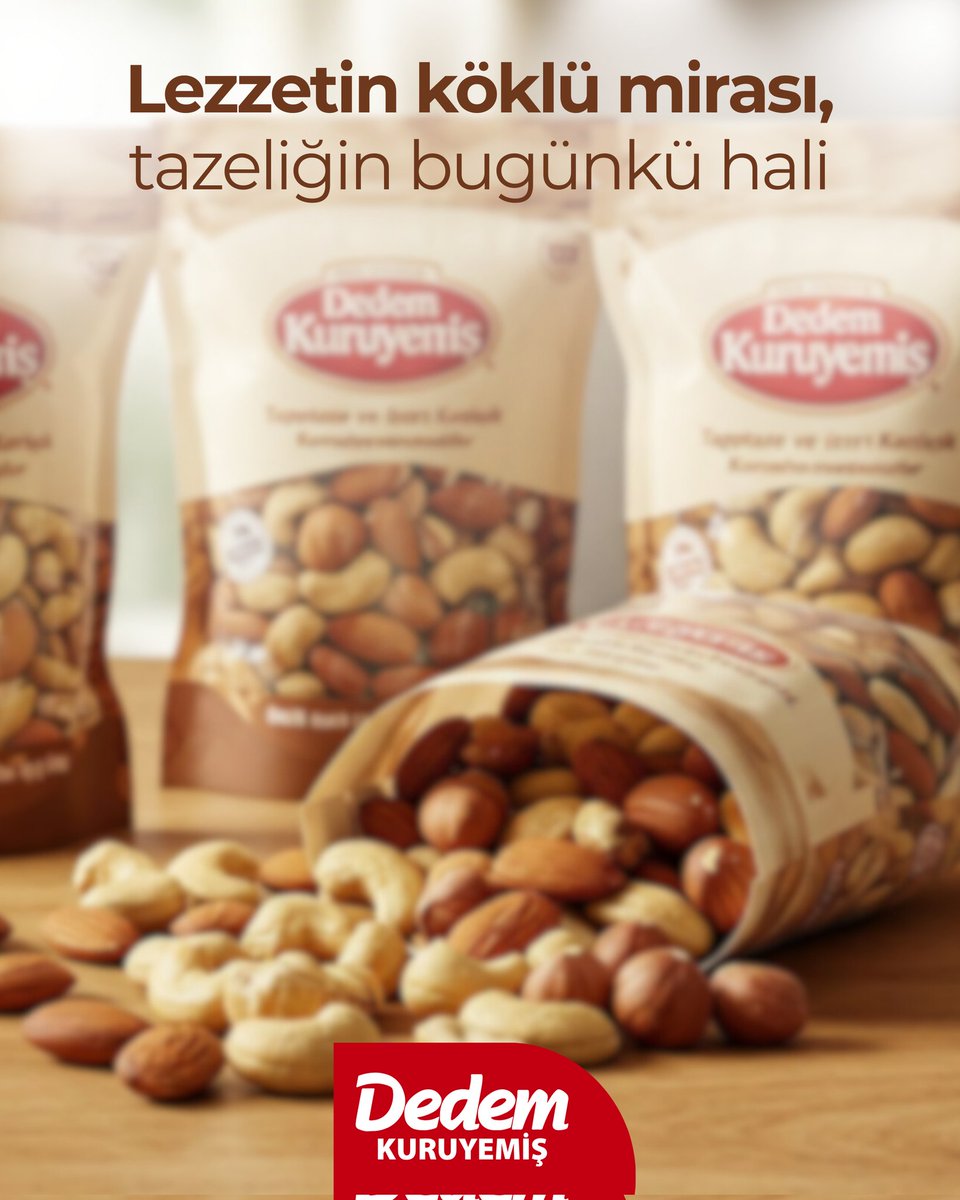 DedemKuruyemis's tweet photo. Dedem Kuruyemiş’te nesillerden süzülen lezzet, bugünün tazeliğiyle buluşuyor. Her lokma, geçmişin mirasını ve bugünün canlılığını sofralarınıza taşıyor. "Lezzetin köklü mirası, tazeliğin bugünkü hali." dediklerimiz, siz değerli misafirlerimize unutulmaz tatlar sunuyor.
#kuruyemis https://t.co/MHbx75ZmMu