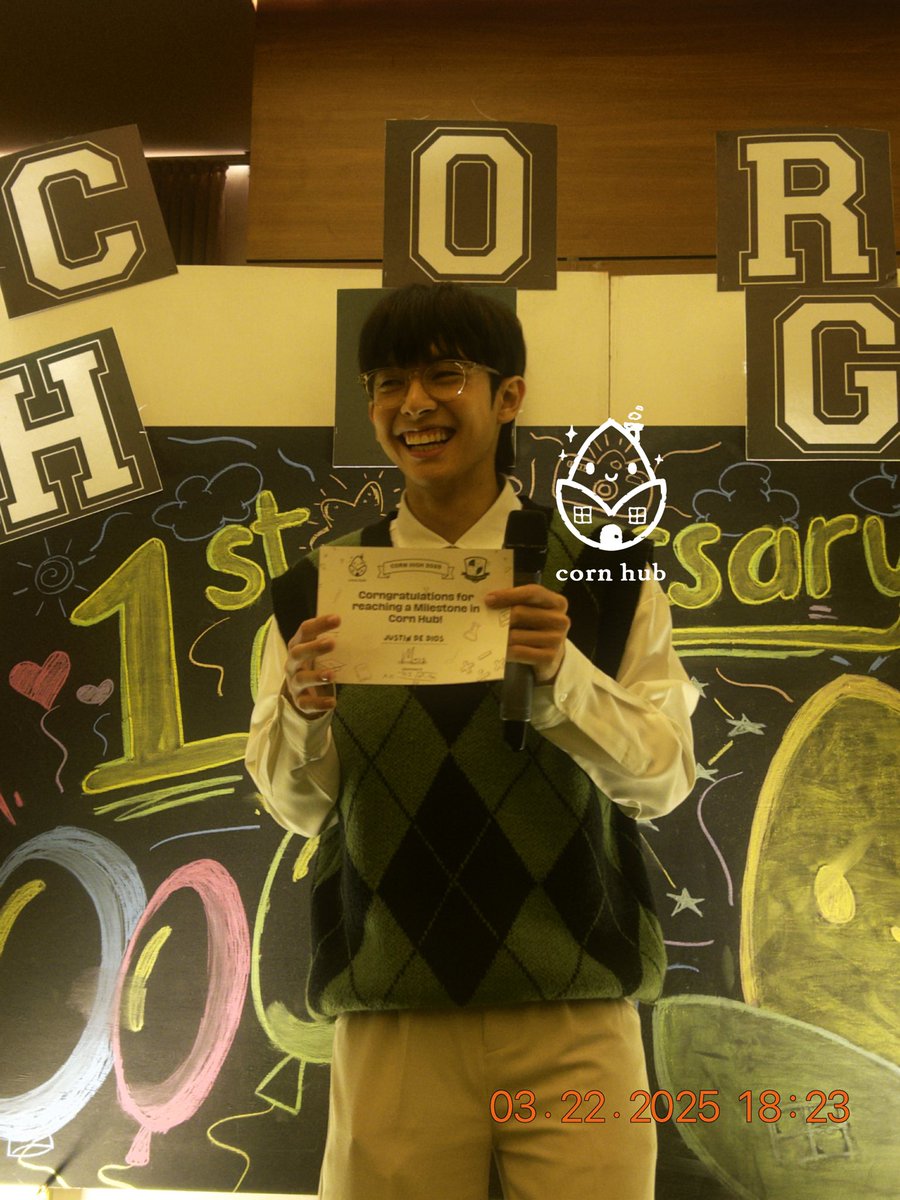 prncssjg's tweet photo. Upload ko na rin dito. :))
Di ko na baguhin yung wm xd

Happy first anniversary, cornhub! 🌽

#CornHigh2025 #justincornhub @justincornhub https://t.co/sDfRAHtuWG