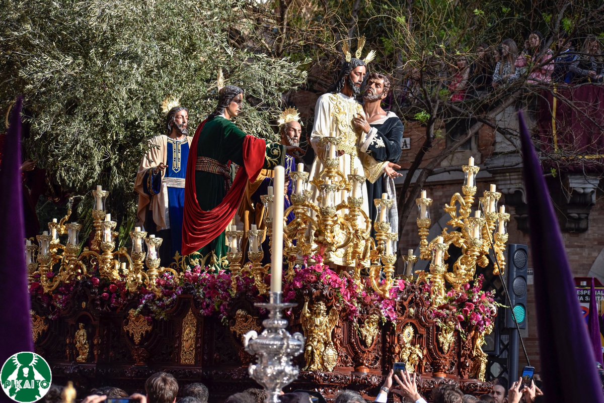 Pikaito3's tweet photo. 𝐔́𝐥𝐭𝐢𝐦𝐨 𝐋𝐮𝐧𝐞𝐬 𝐲 𝐲𝐚
@Hdad_Redencion
@AMRedencion
@BandaCruzRoja
#SSantaSevilla24 #Sevilla #TDSCofrade #Redencion #BesodeJudas #Rocio #LunesSanto #pikaito3 https://t.co/c2wQWZd0TE