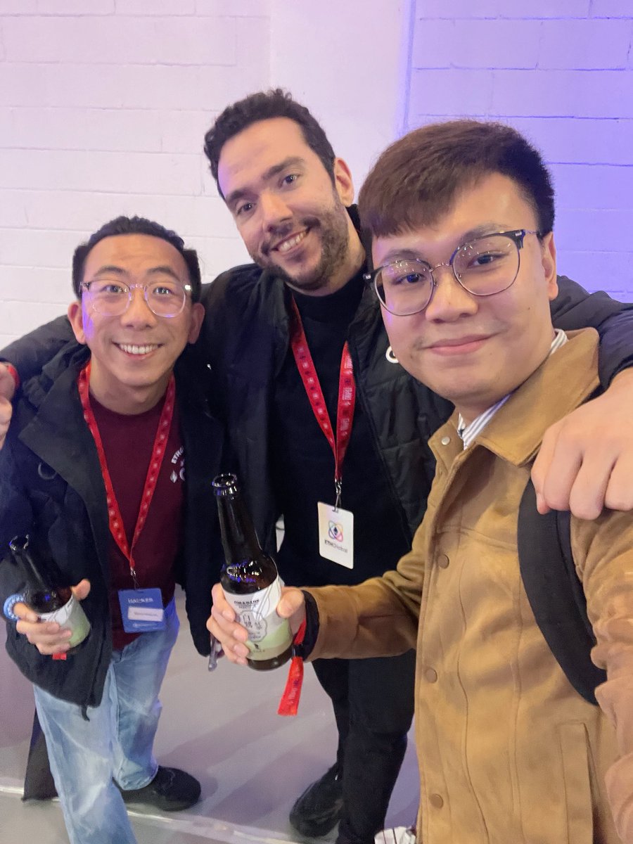 ChonwaiUn's tweet photo. 🌟 Happy Hackathon Weekend! @ETHGlobal @JK_Web3 🎉 This is my first time participating in an on-site competition. Huge thanks to @AliSerag0 for the advice 🥳🚀 #Hackathon #Web3 https://t.co/rcIiHYFIQS