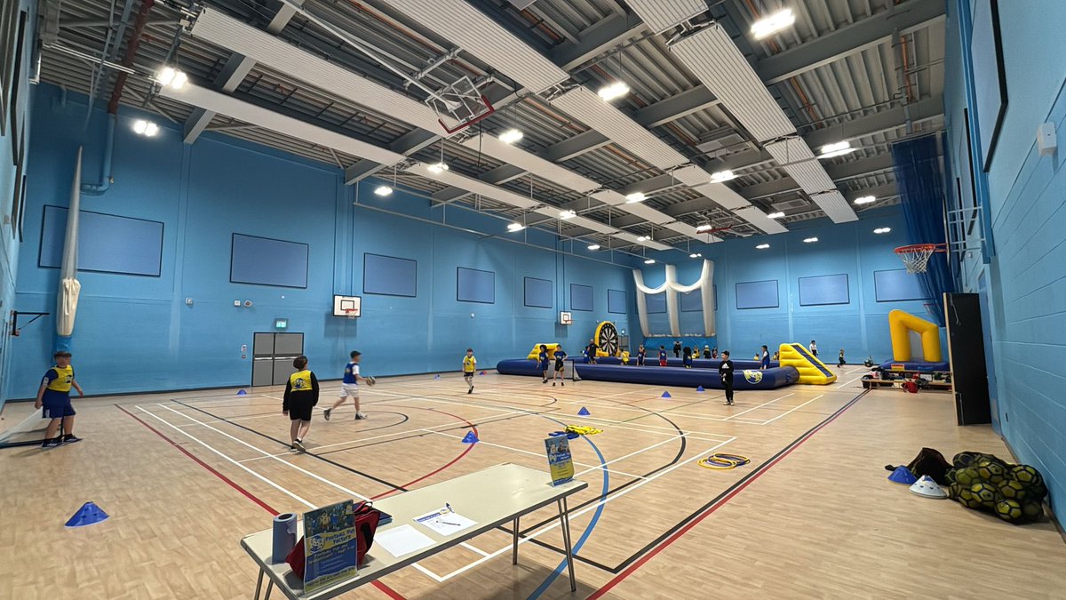 👋🏻 FIRST ARRIVALS are here as we kick off Easter half term at the Mildenhall Hub Leisure Centre!

We have an exciting 8 days of Football Fun Camps coming up in our community.

Buzzing to see this sports hall full of children enjoying the programme very soon!