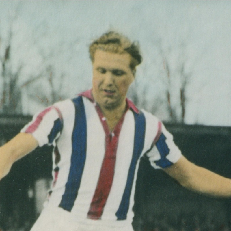 WillemII's tweet photo. ✨ 𝐉𝐚𝐧 𝐯𝐚𝐧 𝐑𝐨𝐞𝐬𝐬𝐞𝐥:
Clublegende, Speler van de Eeuw en échte Tilburger