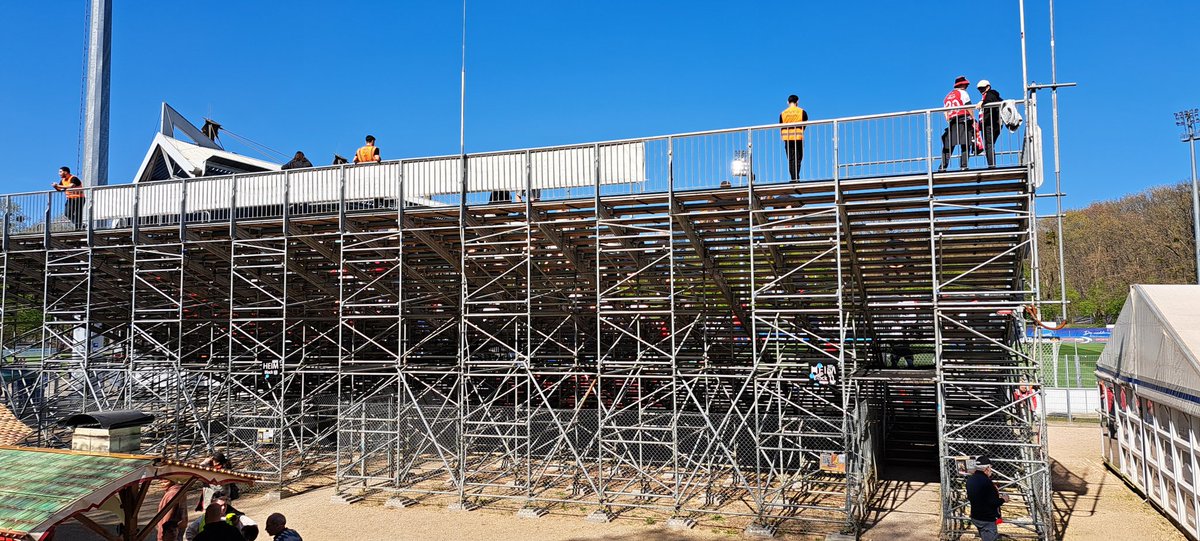 The_PenaltySpot's tweet image. 2025 MATCH OF MY DAY (15):

🗓 Zaterdag 5 april 14.00 uur
⚽️ 3. Liga                       
🇩🇪 FC Viktoria Köln 1904 - SpVgg Unterhaching: 3-1
🏟 Sportpark Höhenberg (1e vinck)

#VIKHAC #Vussball #3Liga

#Groundhopping #Footballgrounds