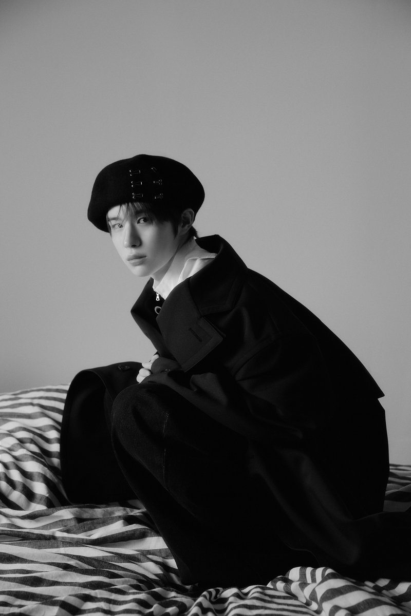 tws ギョンミン　KYUNGMIN サイン　TRY WITH US TWS : 3rd Mini Album 'TRY WITH US' Official Photo Try Ver
