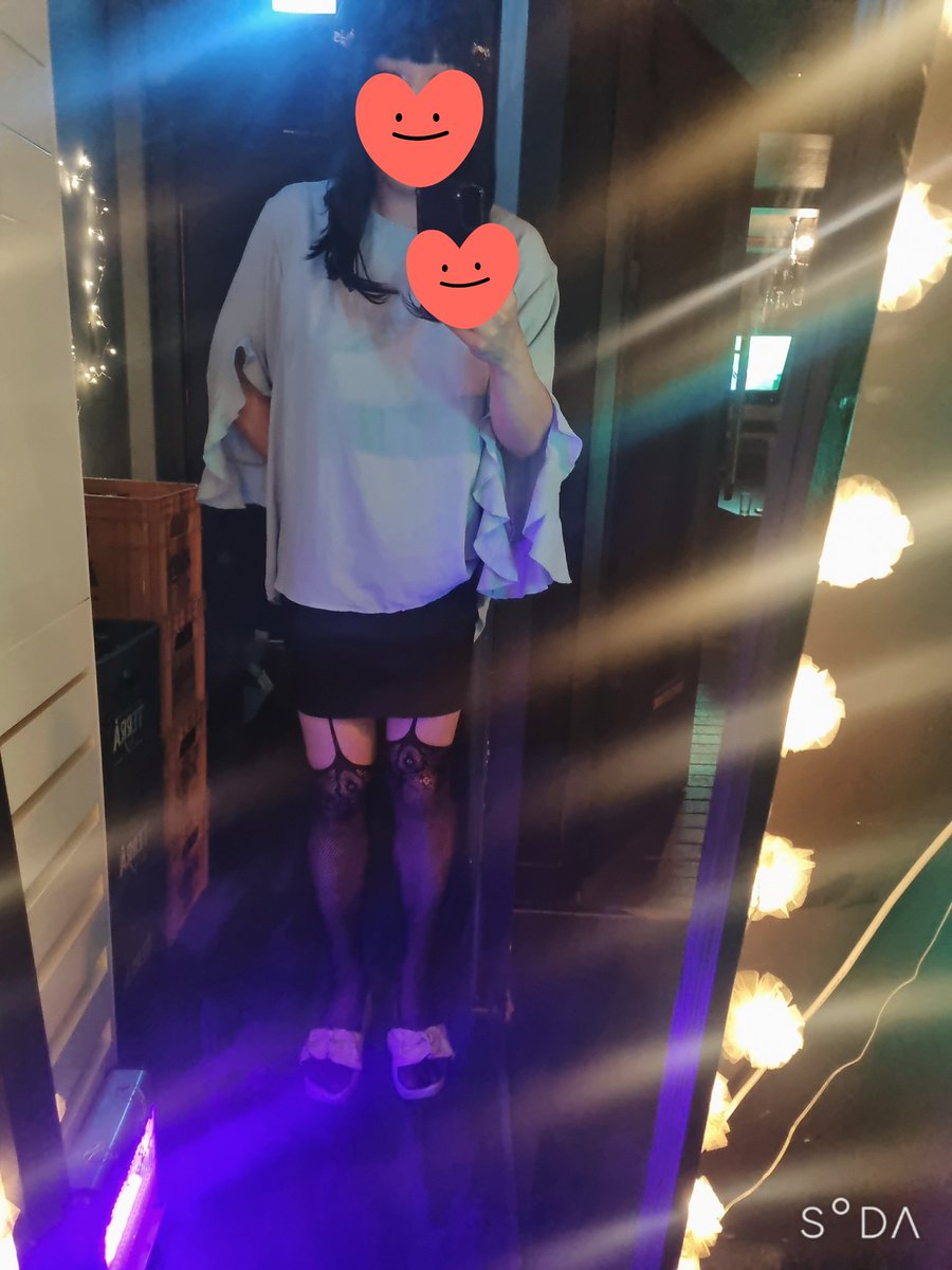 24시간을 퍼마셨구요(그 와중에 바리바리 싸들고가서 업했구요)

24시간을 잤어요(살기위해 한끼는 먹었습니다)

이제 정신이 좀 듭니다으다으다으..😋