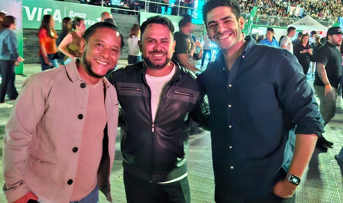 Concierto de <a href="/CHAYANNEMUSIC/">CHAYANNE</a>