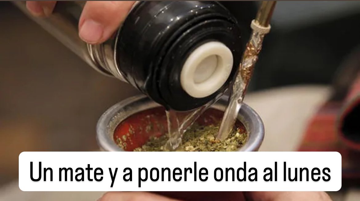 CorralonC's tweet image. Mundo: Se desploman las bolsas, vamos a un crack como en 1929. 😭

Argentina: