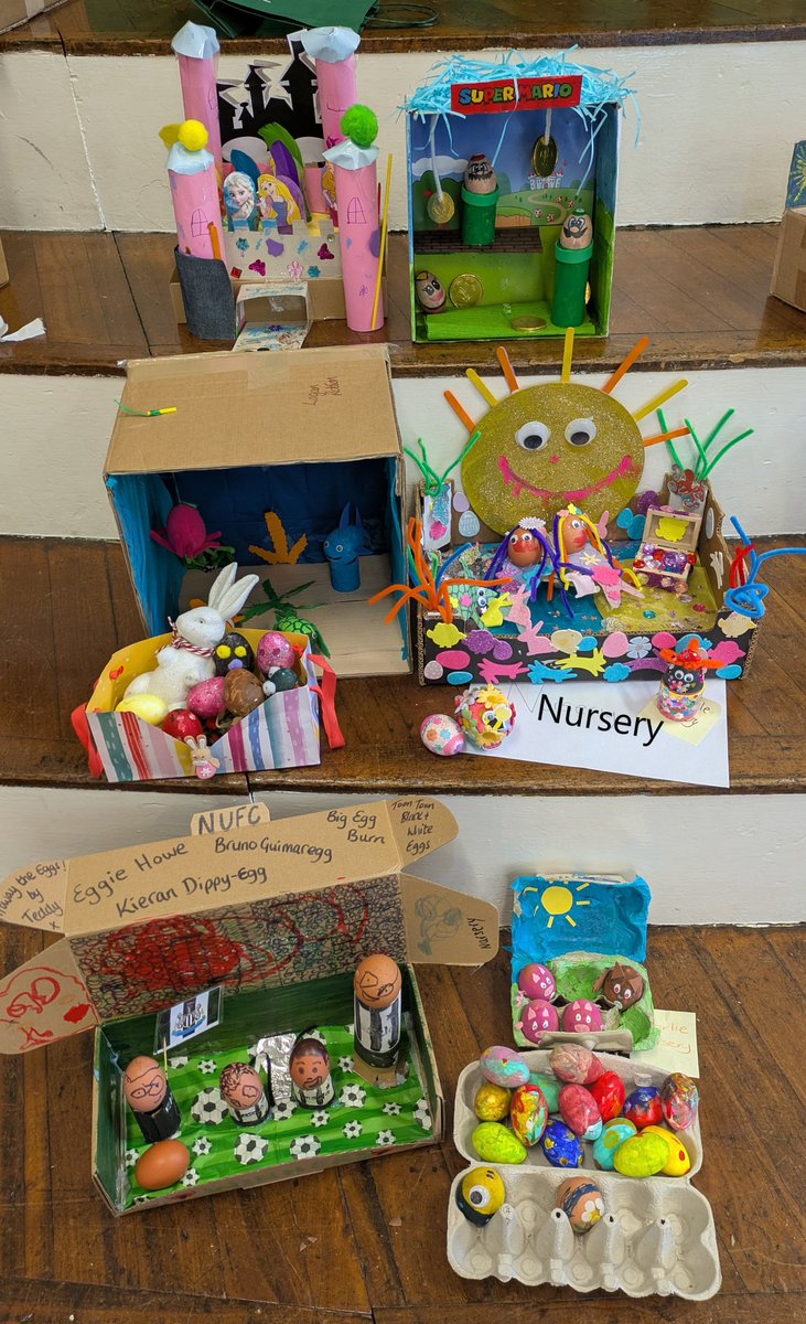 Have a look at our eggxellent entries from Muddy Bairns and Reception! Wow🤩Our student council have selected their winners...stay tuned!