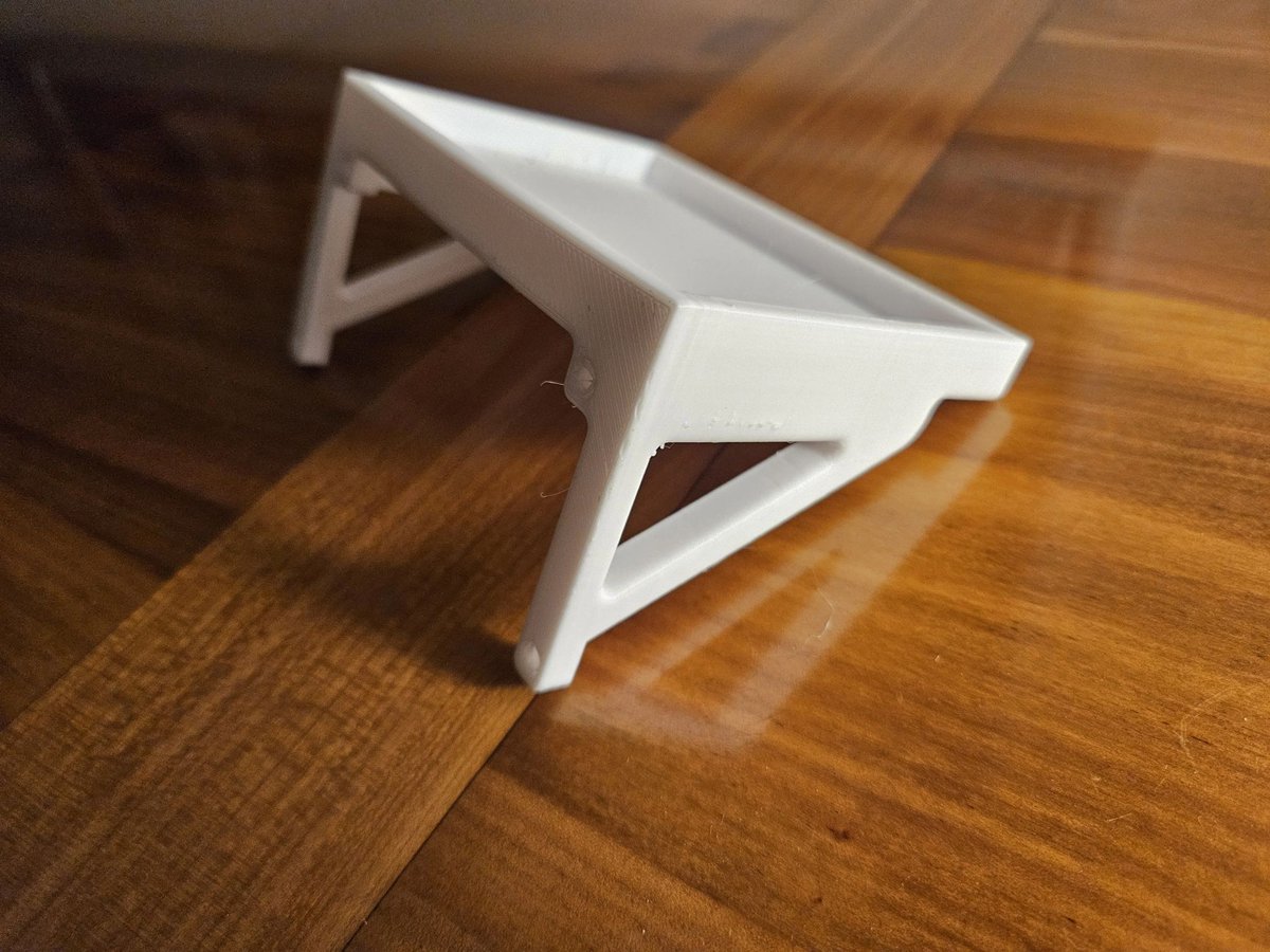 sulfuroid's tweet image. Wall mount 3D file for the PironMan 5 mini computer #raspberry #pironman5 cults3d.com/fr/mod%C3%A8le…