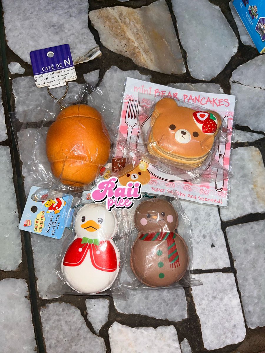 strawbweries's tweet photo. wts squishy punimaru mini pancake sammy the patissier snowman dan cdn https://t.co/rARzixaG4n