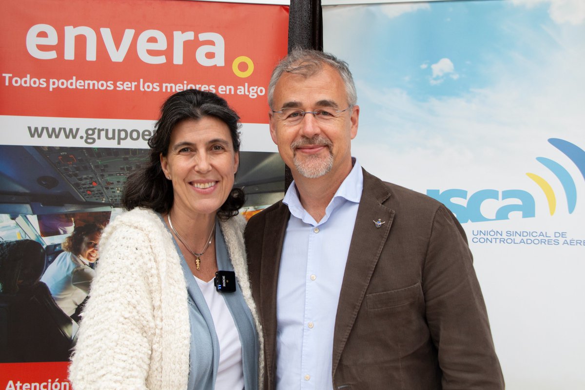 Grupo_Envera_'s tweet photo. 📸#RaceFest compartimos muchos momentos emocionantes
Gracias por convertirnos en uno de los estands más visitados y por vuestro apoyo a la inclusión
Orgullosos de compartir ADN aeronáutico @Iberia @RealAeroClub @ENAIRE @controladores @FIOtuit @Ineco_es @USCAnet @aviaciondigital https://t.co/CeCoScyqOx